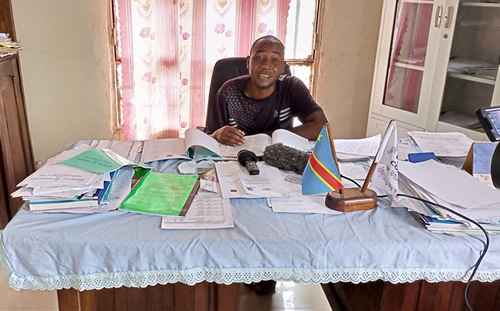 Manager of COOPEVI station of Kyavinyonge